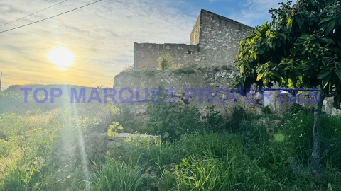 Terreno Misto para Venda em Quelfes