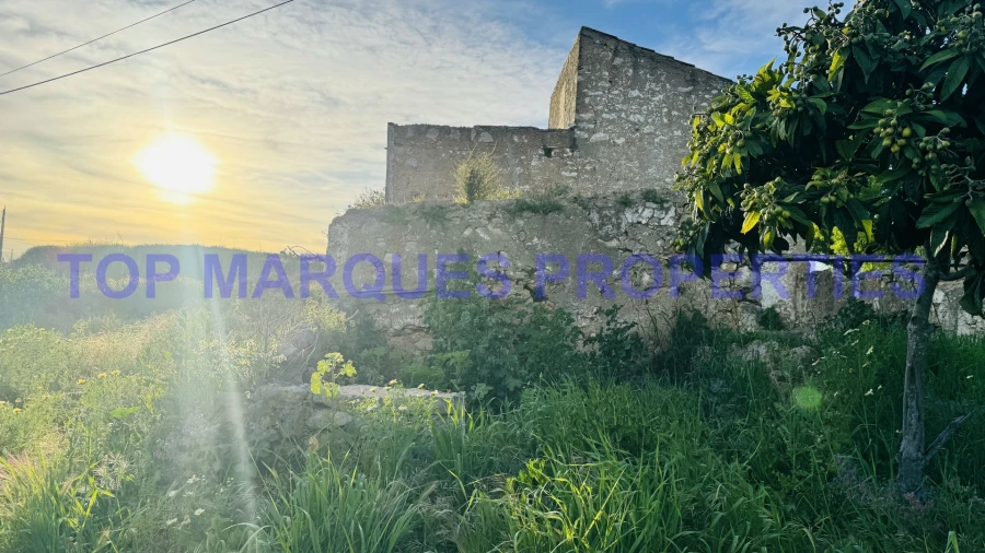 Terreno Misto para Venda em Quelfes Foto 5
