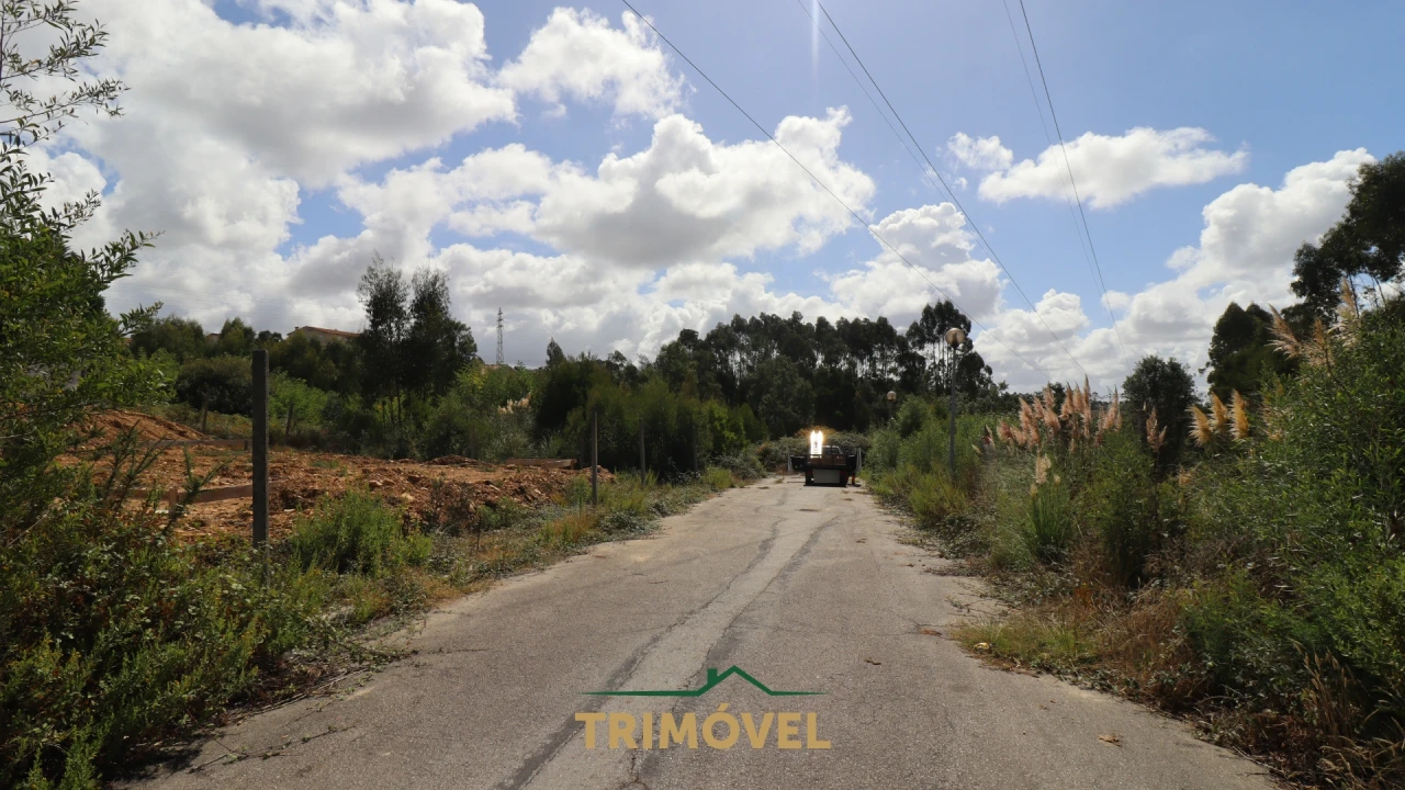 Terreno para Venda em Santa Maria da Feira, Travanca, Sanfins e Espargo Foto 3