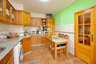 Moradia T5 para Venda em Caide de Rei