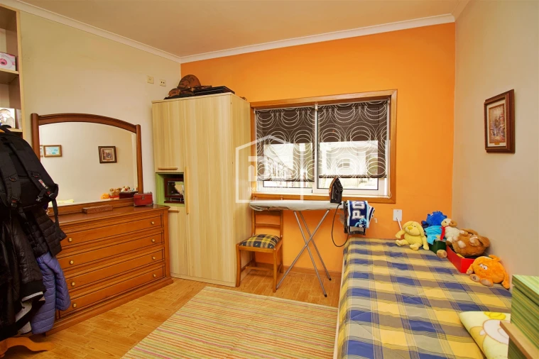 Moradia T5 para Venda em Caide de Rei Foto 20