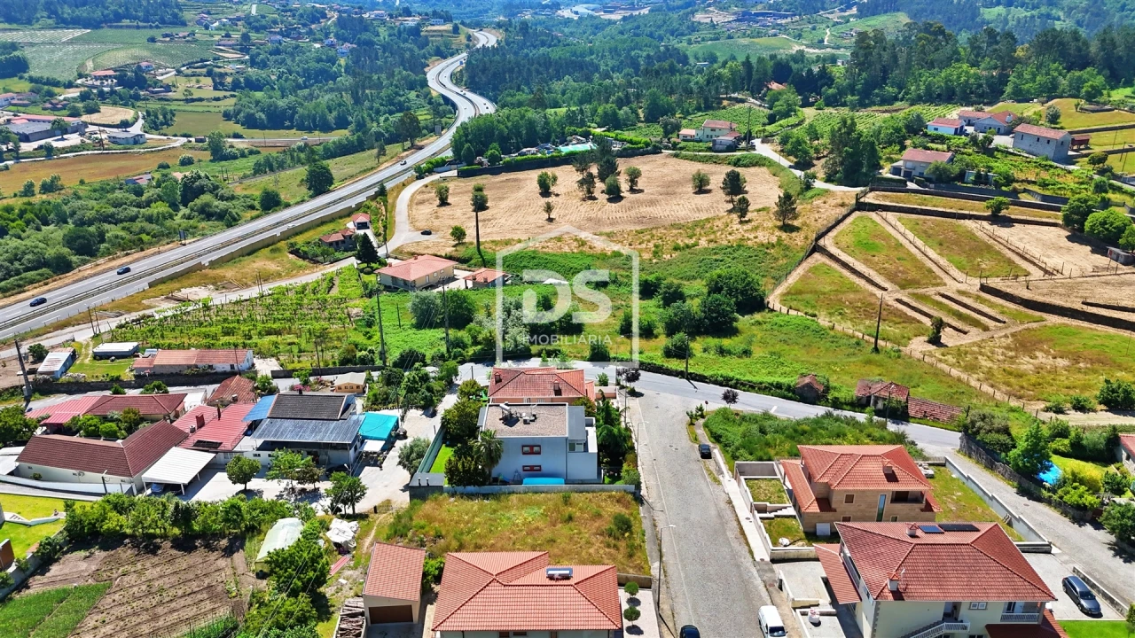 Moradia T3 para Venda em Castelões Foto 48