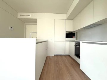 Apartamento T1 para Arrendamento em Ramalde