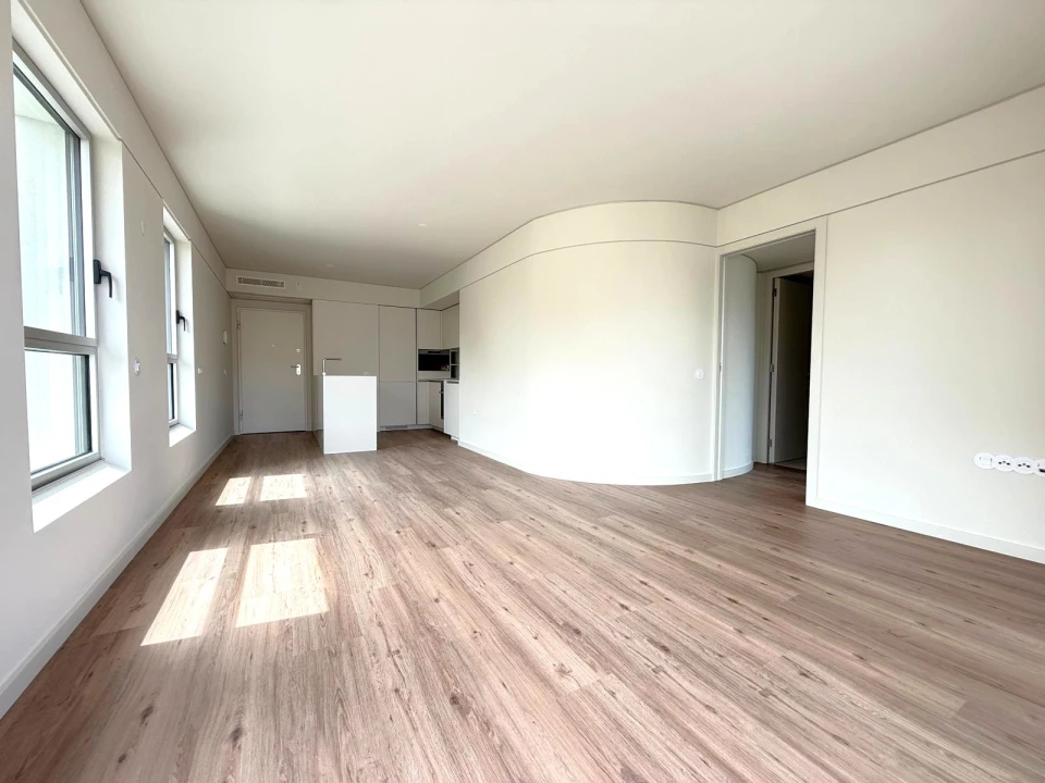 Apartamento T1 para Arrendamento em Ramalde Foto 13
