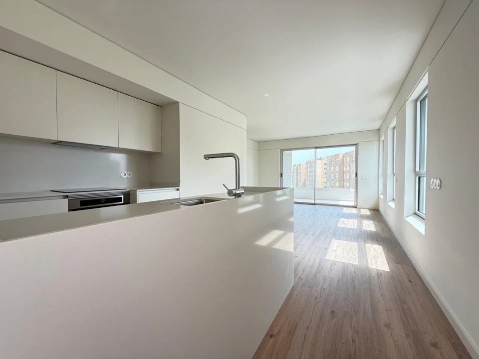 Apartamento T1 para Arrendamento em Ramalde Foto 6