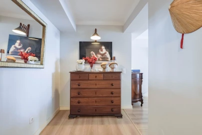 Apartamento T3 para Venda em Lordelo do Ouro e Massarelos