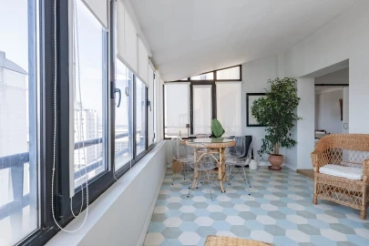 Apartamento T3 para Venda em Lordelo do Ouro e Massarelos