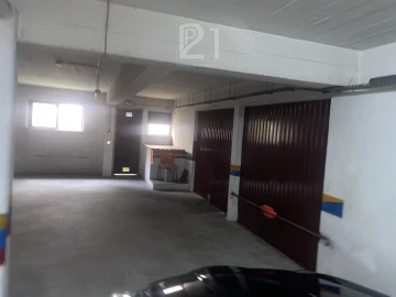 Garagem para Venda em Agualva e Mira-Sintra