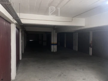 Garagem para Venda em Agualva e Mira-Sintra