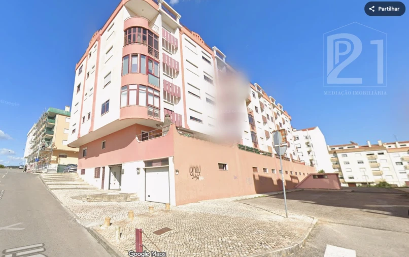 Garagem para Venda em Agualva e Mira-Sintra Foto 2