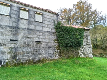 Moradia T0 para Venda em Castro Laboreiro e Lamas de Mouro