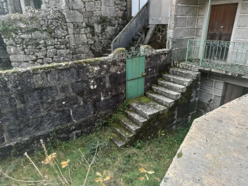 Moradia T0 para Venda em Castro Laboreiro e Lamas de Mouro