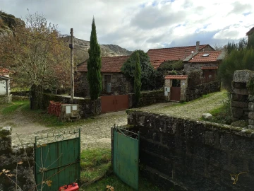 Moradia T0 para Venda em Castro Laboreiro e Lamas de Mouro