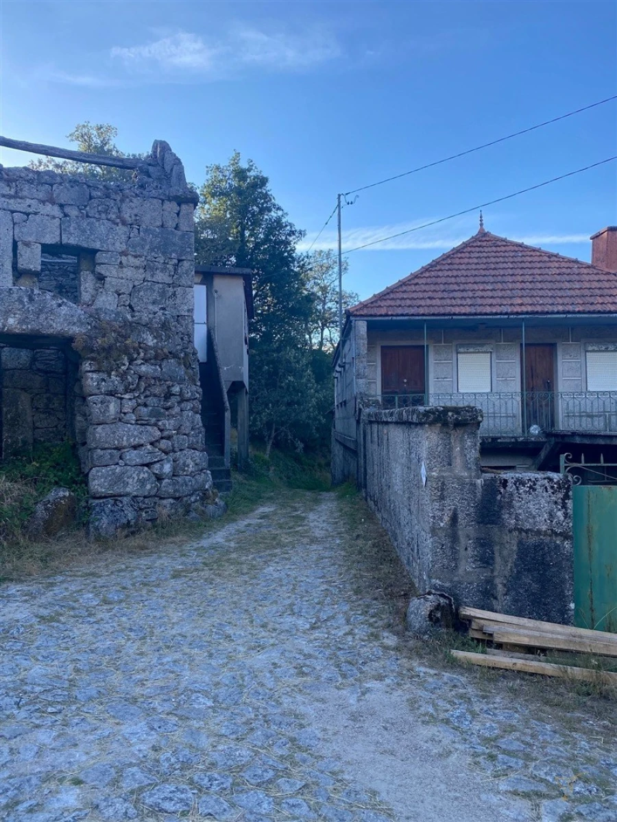 Moradia T0 para Venda em Castro Laboreiro e Lamas de Mouro Foto 126