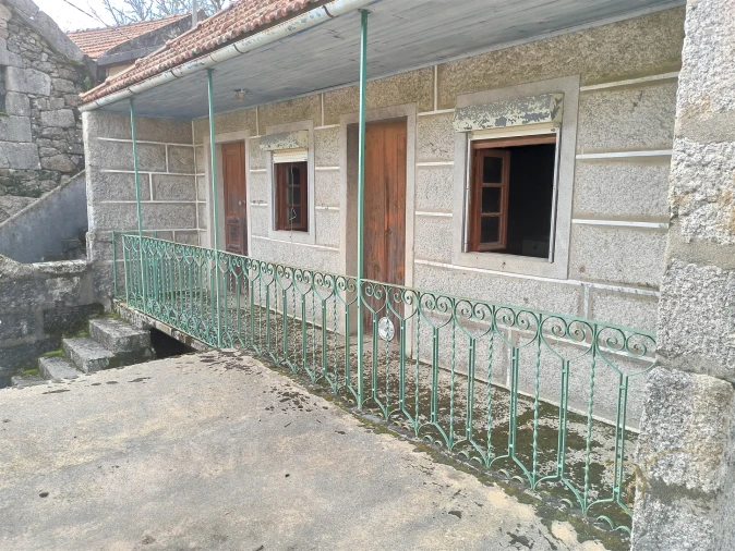 Moradia T0 para Venda em Castro Laboreiro e Lamas de Mouro Foto 31