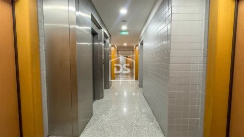 Apartamento T1 para Venda em São Mamede de Infesta e Senhora da Hora