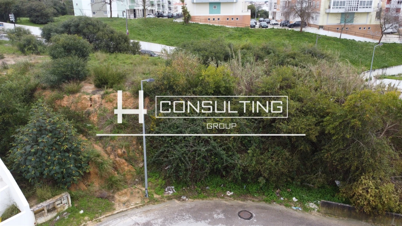 Terreno para Venda em Charneca de Caparica e Sobreda Foto 21