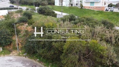 Terreno para Venda em Charneca de Caparica e Sobreda