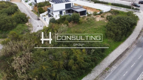 Terreno para Venda em Charneca de Caparica e Sobreda