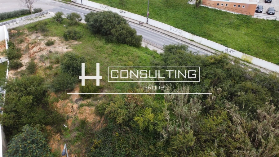 Terreno para Venda em Charneca de Caparica e Sobreda Foto 18