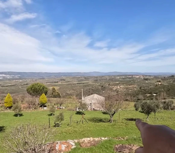 Moradia T5 para Venda em Figueiró da Serra e Freixo da Serra Foto 3