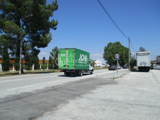 Terreno para Venda em São João de Lourosa Foto 13
