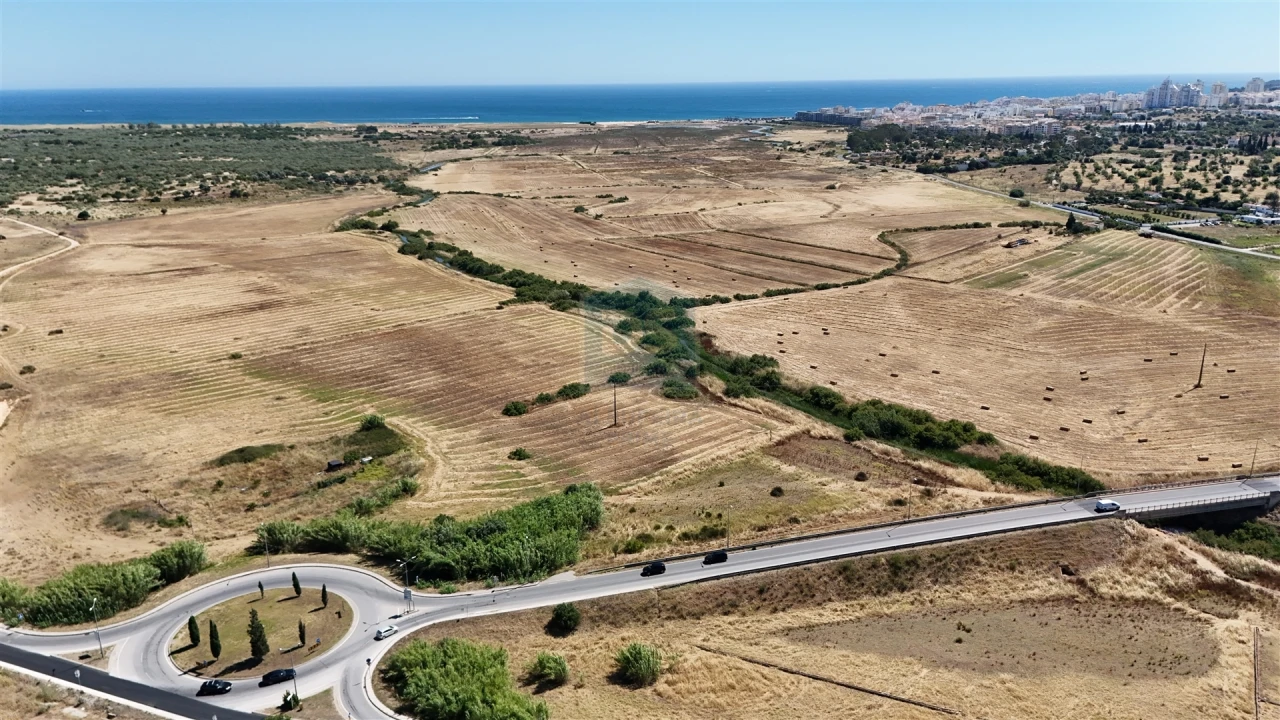 Terreno para Venda em Alcantarilha e Pêra Foto 16