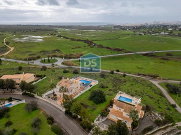 Terreno para Venda em Alcantarilha e Pêra