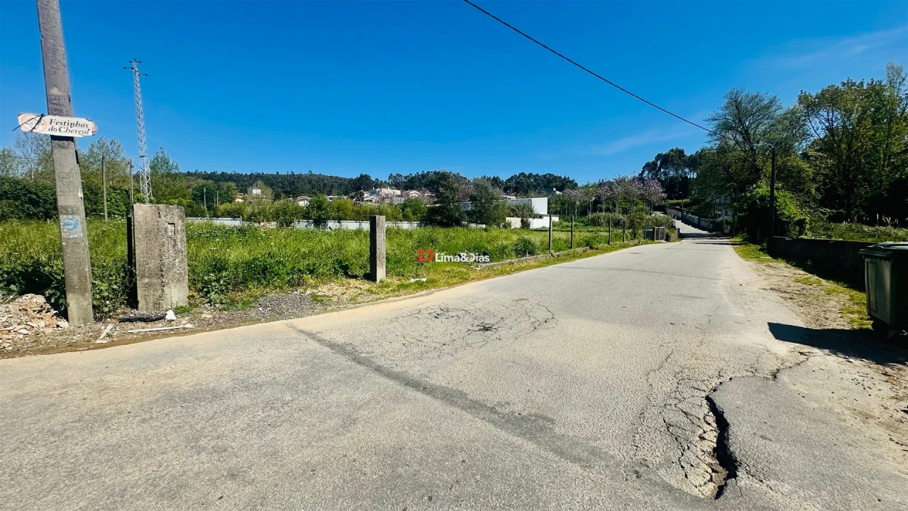 Terreno para Venda em Grijó e Sermonde Foto 1