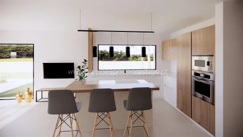 Terreno para Venda em Quelfes