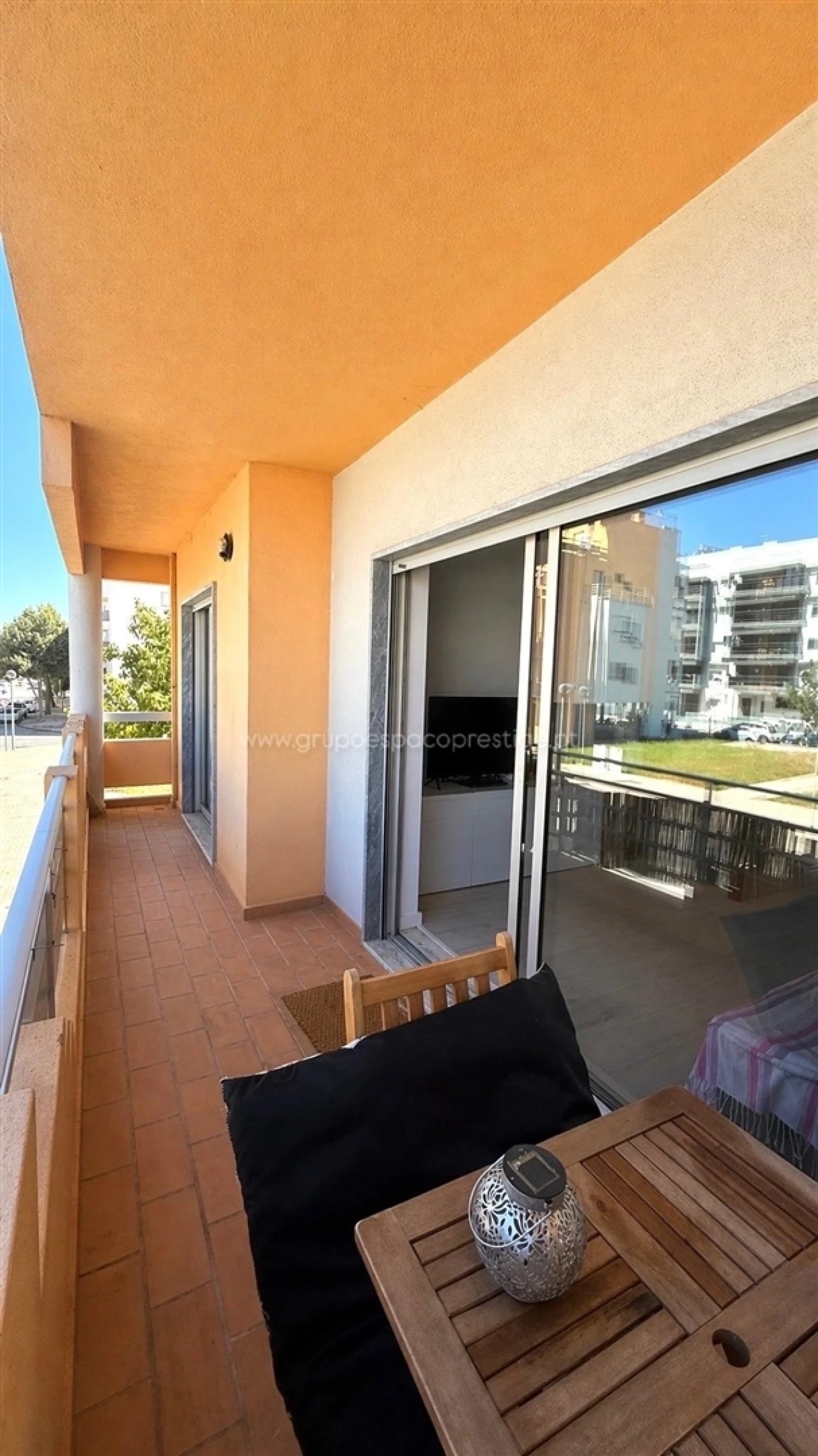 Apartamento T3 para Venda em Quelfes Foto 19