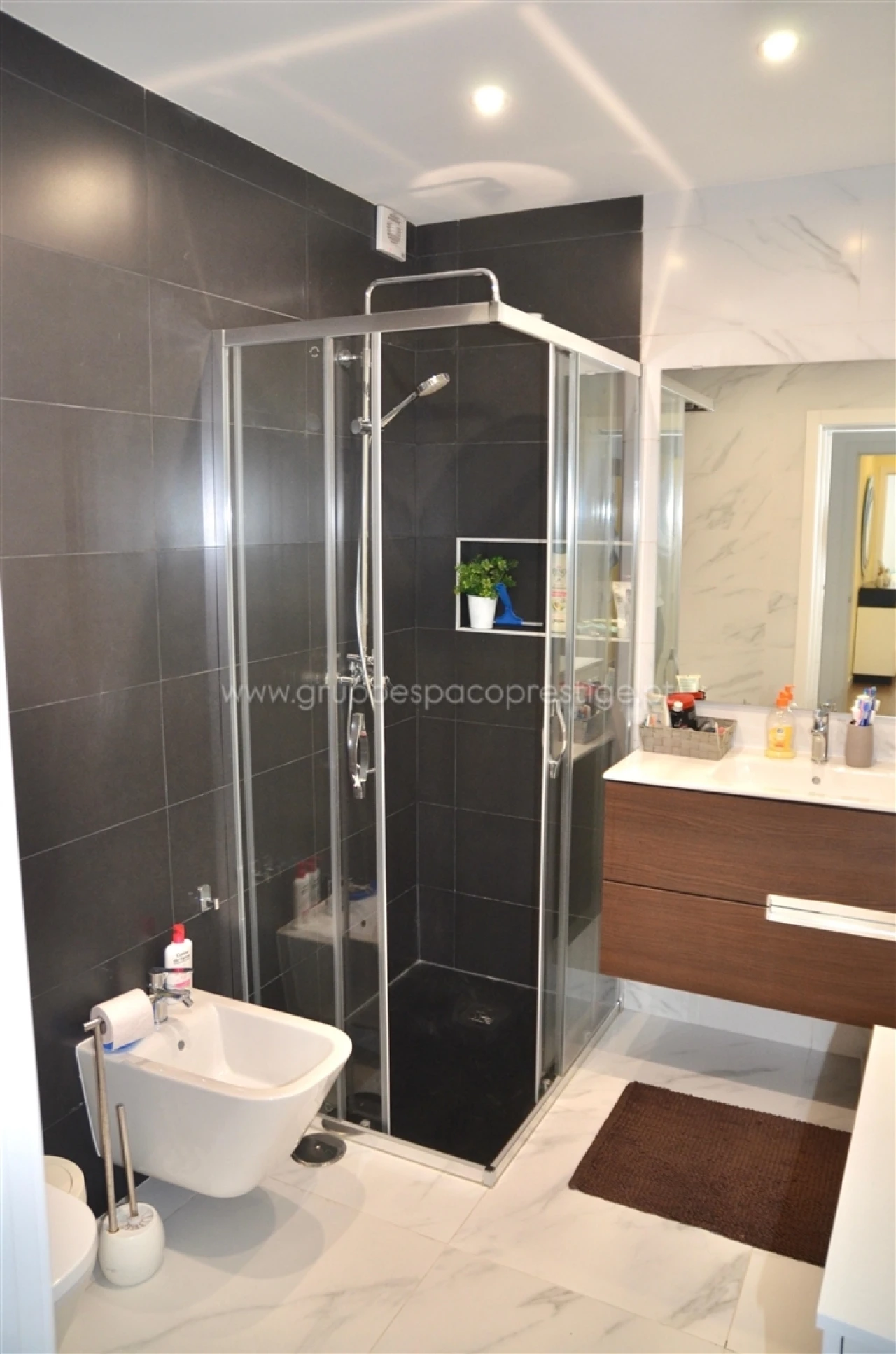 Apartamento T3 para Venda em Quelfes Foto 27