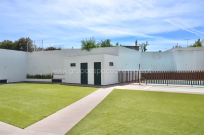 Apartamento T3 para Venda em Quelfes