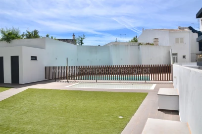 Apartamento T3 para Venda em Quelfes