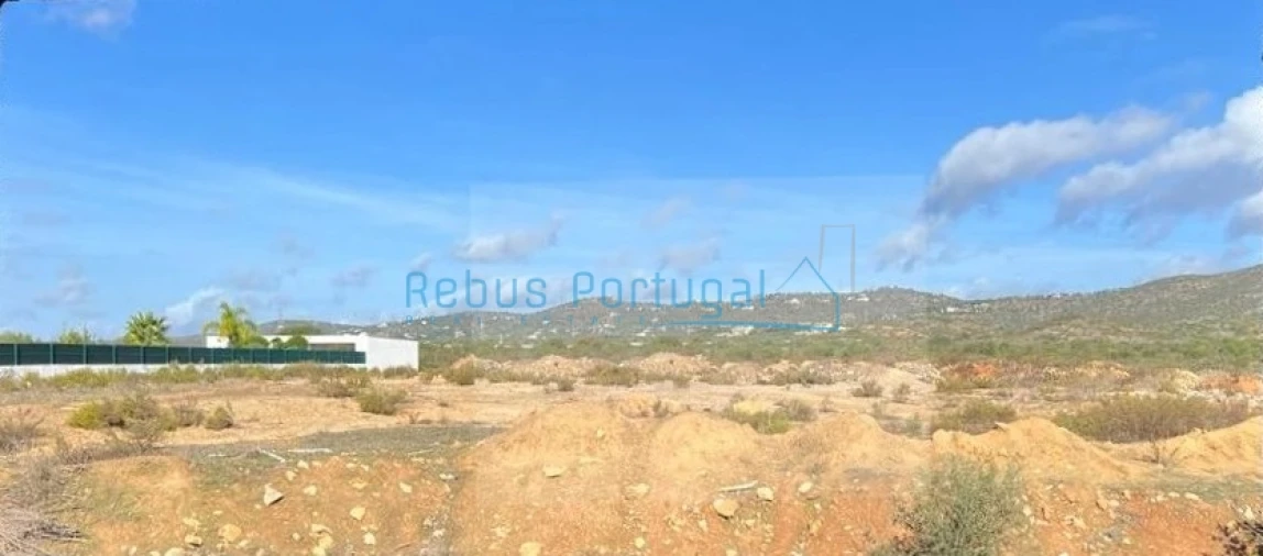 Terreno para Venda em Quelfes Foto 22
