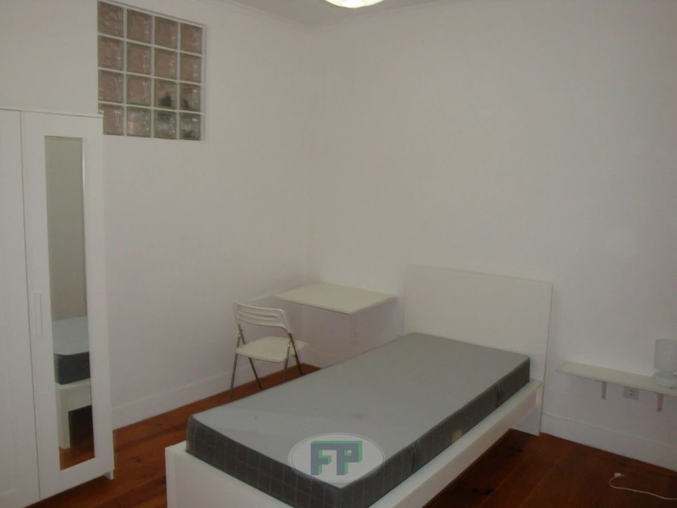 Quarto para Arrendamento em Arroios Foto 6