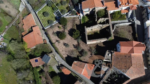 Moradia T0 para Venda em Melo e Nabais