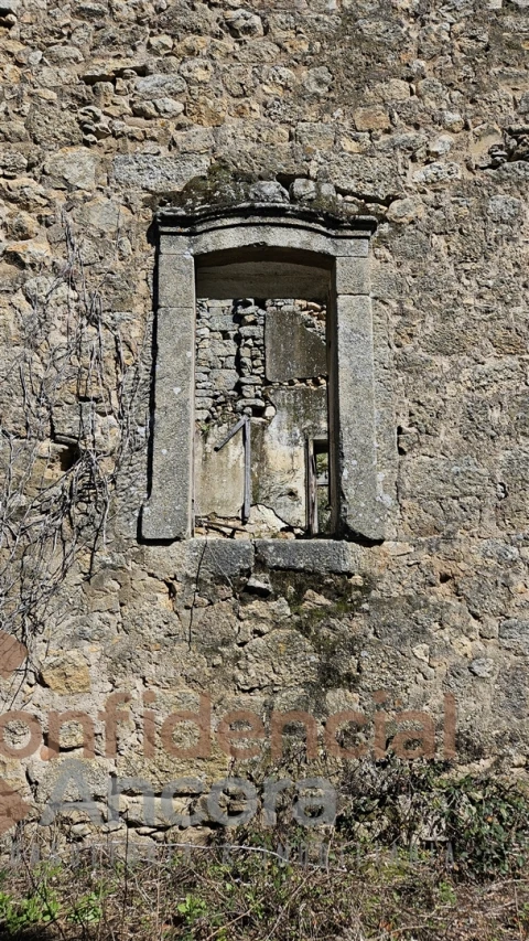 Moradia T0 para Venda em Melo e Nabais