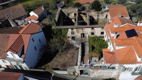 Moradia T0 para Venda em Melo e Nabais