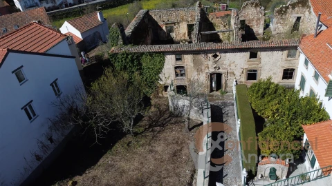 Moradia T0 para Venda em Melo e Nabais