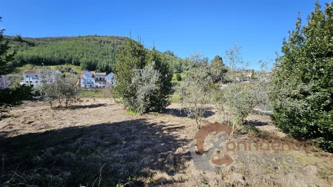 Moradia T0 para Venda em Melo e Nabais