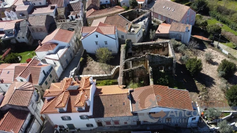 Moradia T0 para Venda em Melo e Nabais