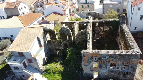 Moradia T0 para Venda em Melo e Nabais