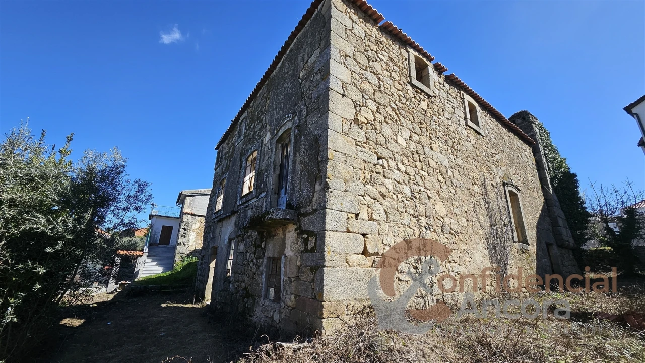 Moradia T0 para Venda em Melo e Nabais Foto 30