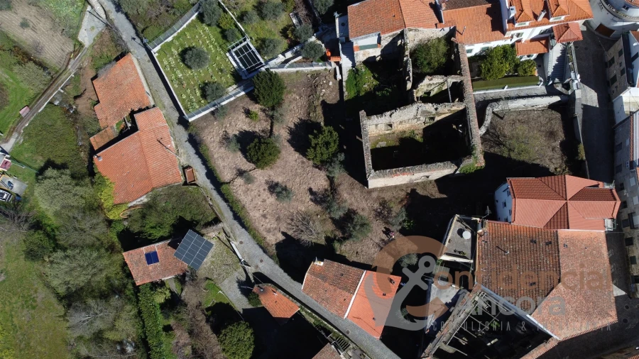 Moradia T0 para Venda em Melo e Nabais Foto 46