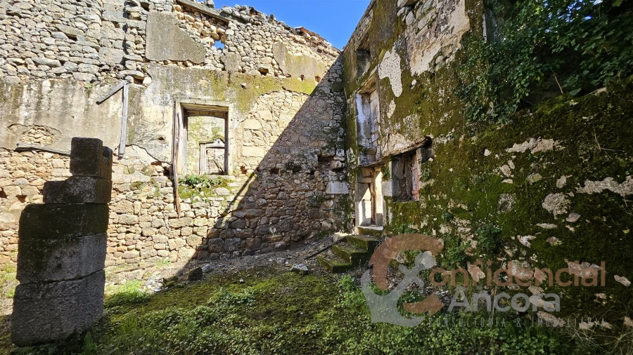 Moradia T0 para Venda em Melo e Nabais Foto 33