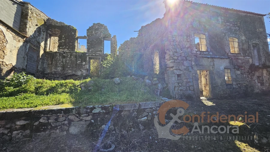 Moradia T0 para Venda em Melo e Nabais Foto 13