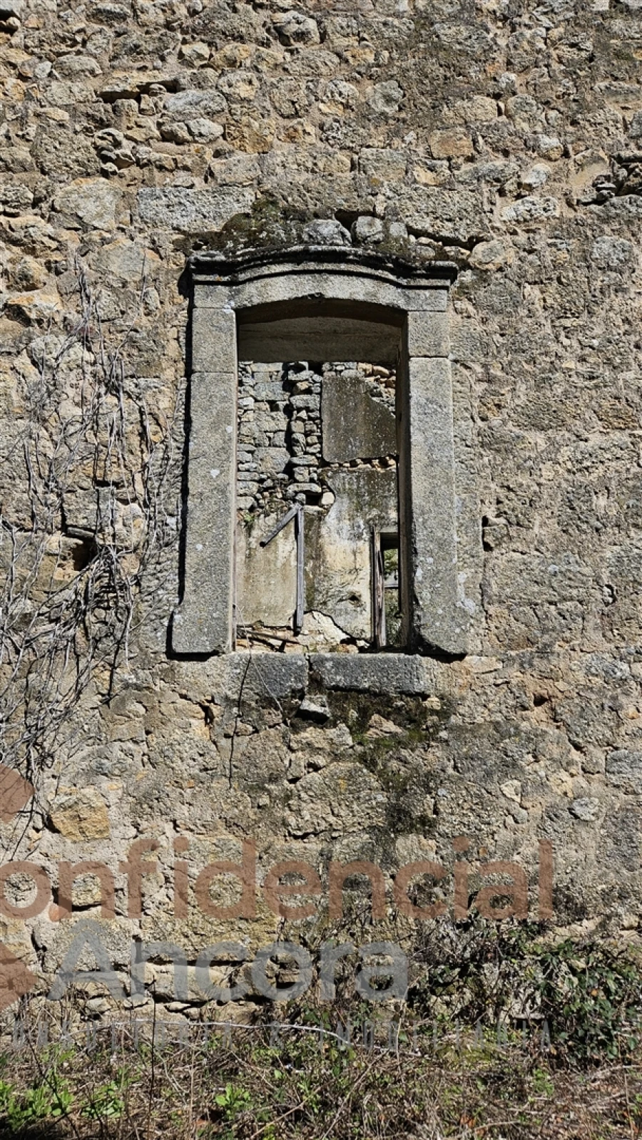 Moradia T0 para Venda em Melo e Nabais Foto 31