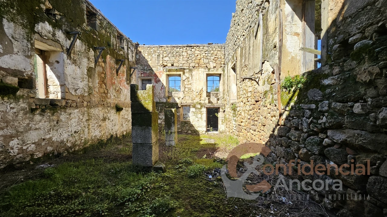 Moradia T0 para Venda em Melo e Nabais Foto 3