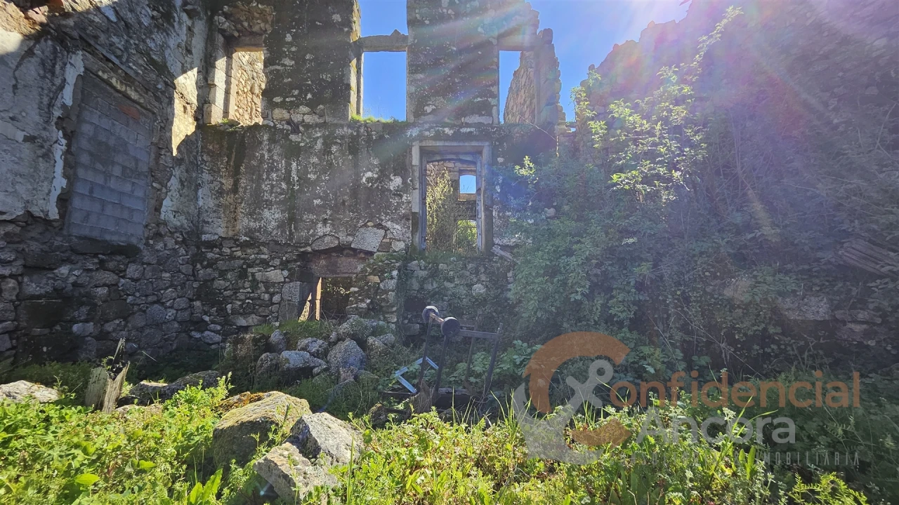 Moradia T0 para Venda em Melo e Nabais Foto 16